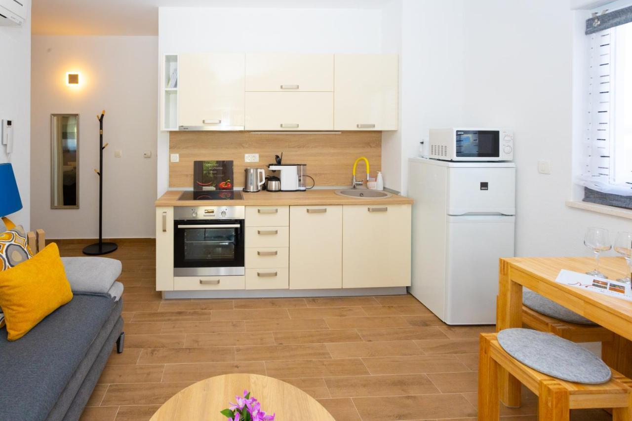 Apartments Jasa Deluxe Makarska Exterior foto